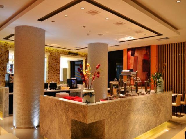 Jinjiang Inn Select Jinan Baotuquan Exteriör bild